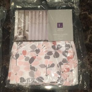 Lush Decor Weeping Flower Shower Curtain (blush/gray)